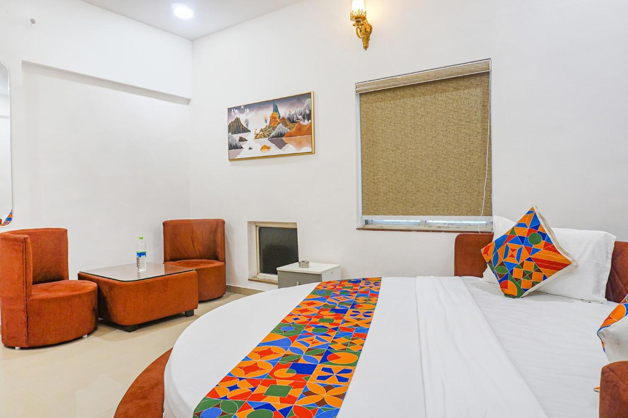 Hotel O The Leela Inn Poona Buitenkant foto