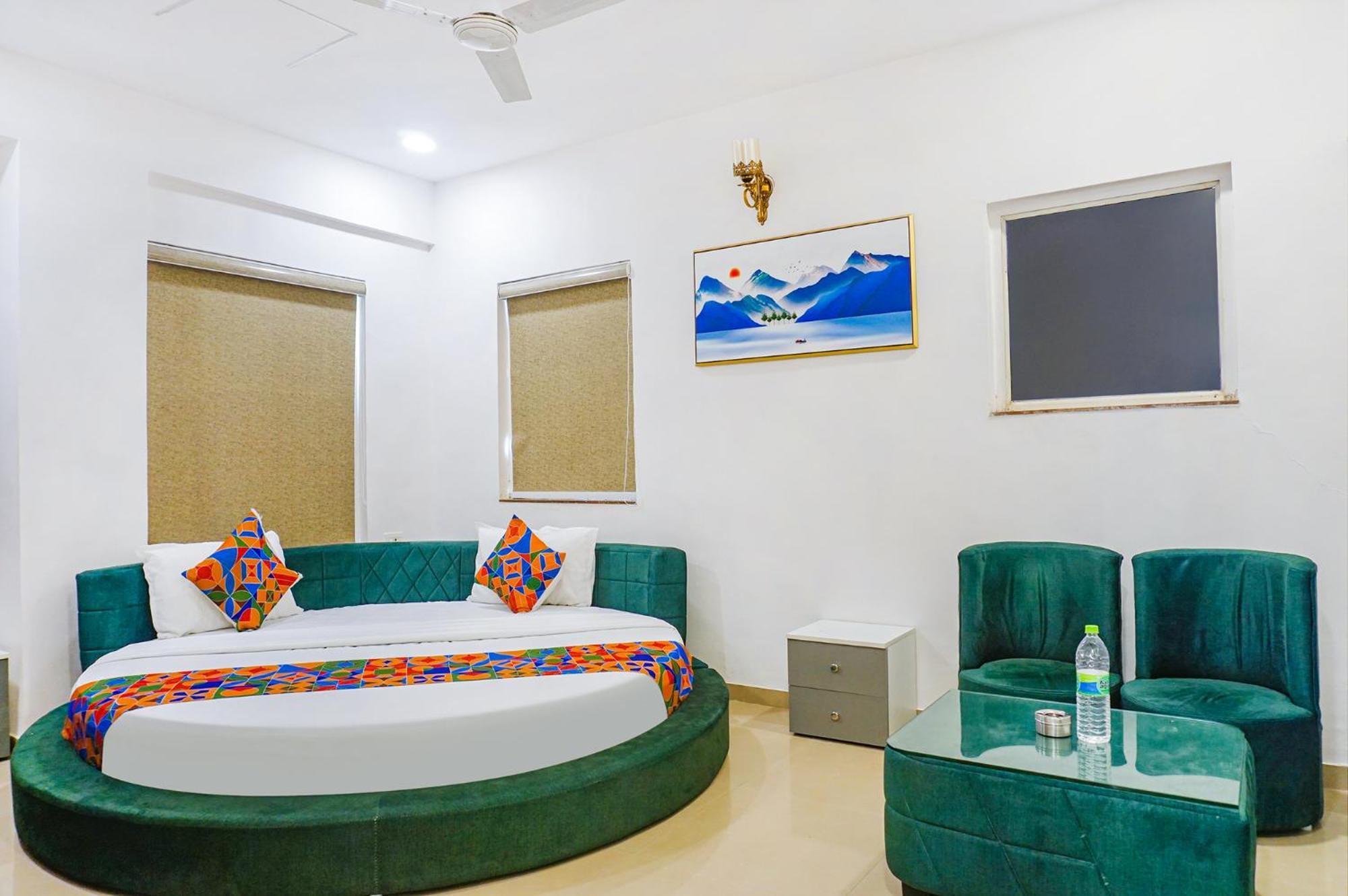 Hotel O The Leela Inn Poona Buitenkant foto