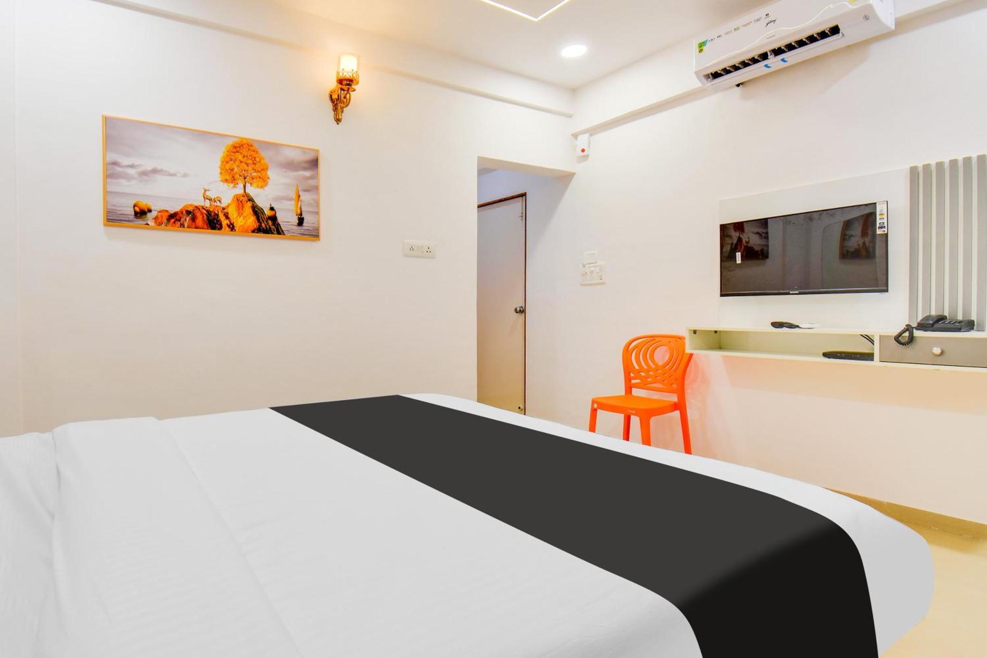 Hotel O The Leela Inn Poona Buitenkant foto
